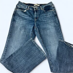 Levi's Women's Boot Cut Jeans in Classic Blue